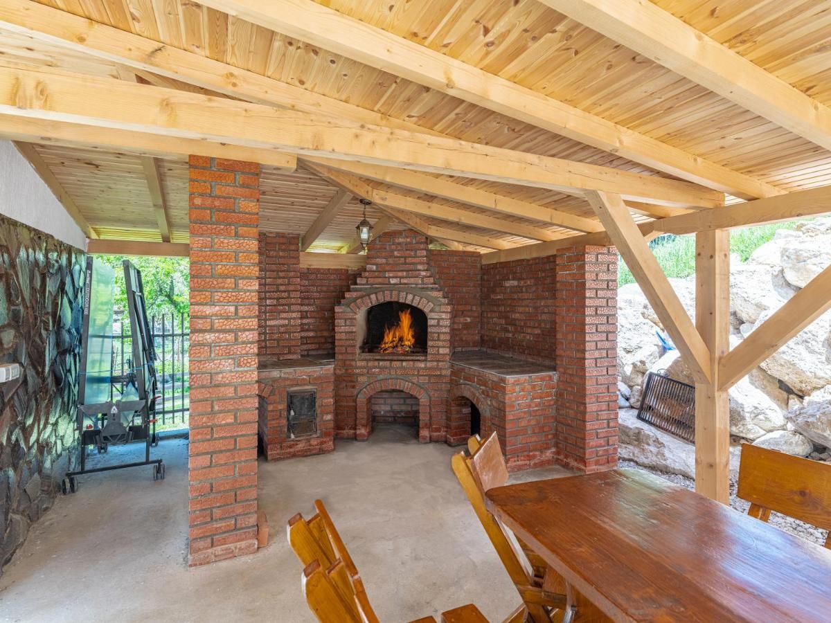 Гостевой дом HAPPY TIMES Бран-9