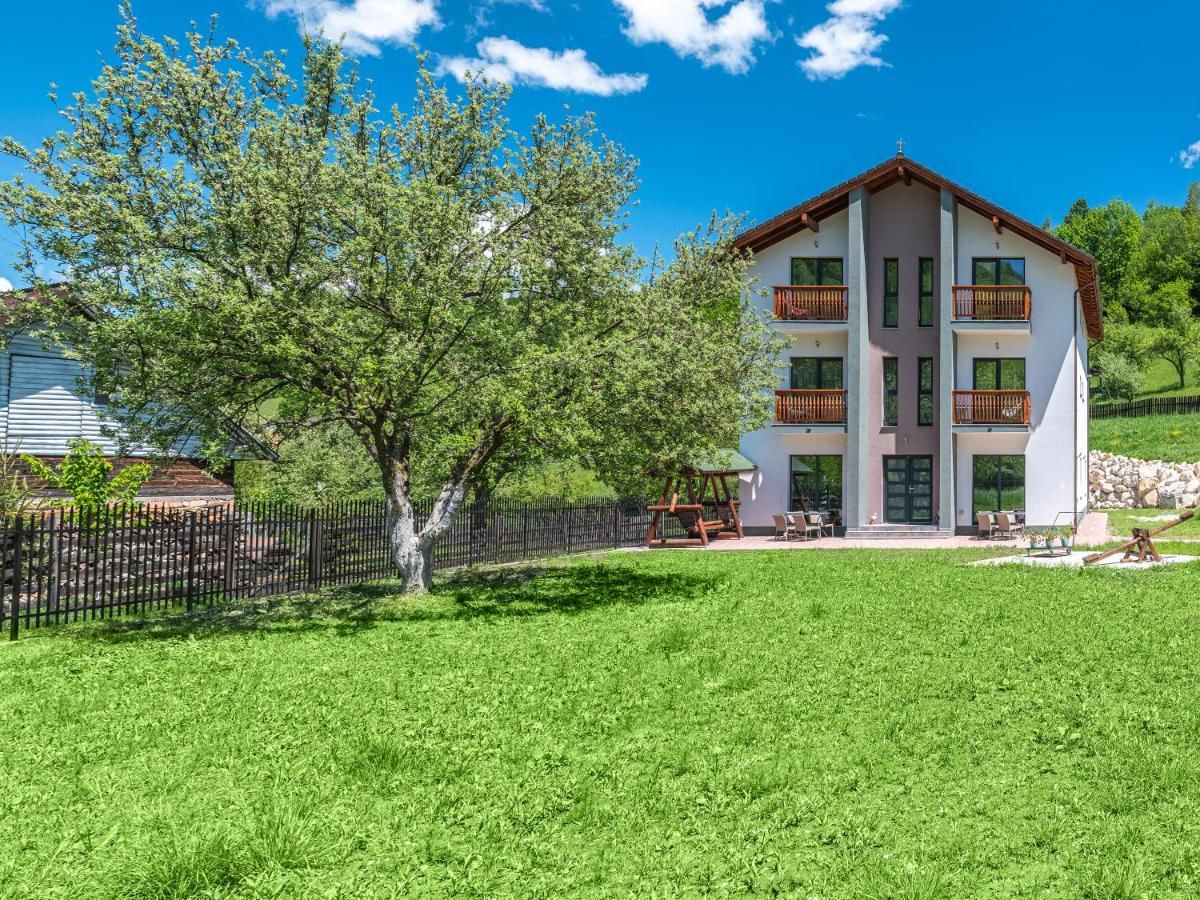 Гостевой дом HAPPY TIMES Бран-11