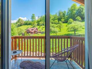 Гостевой дом HAPPY TIMES Бран Двухместный номер с 1 кроватью и собственной ванной комнатой-9