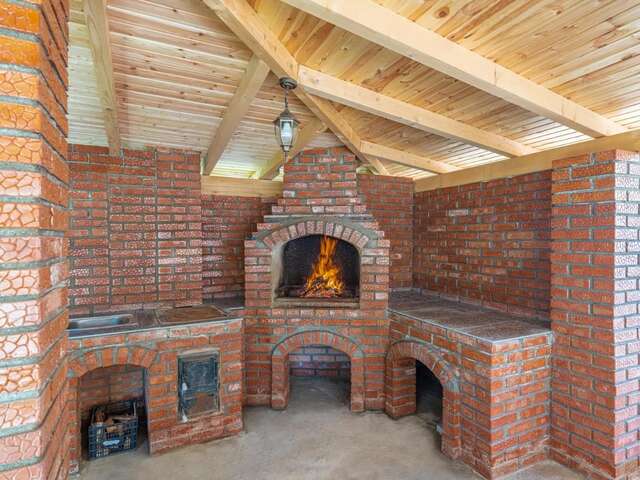 Гостевой дом HAPPY TIMES Бран-7