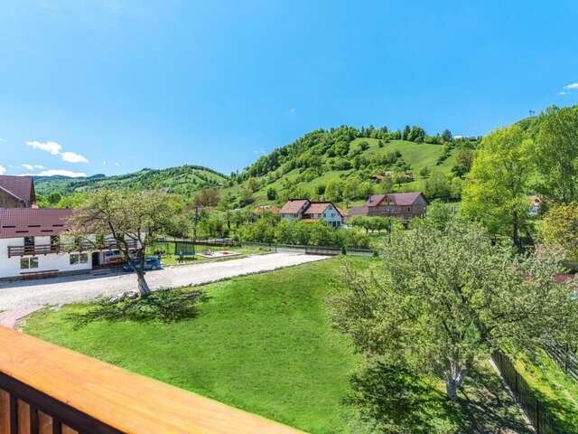 Гостевой дом HAPPY TIMES Бран-11